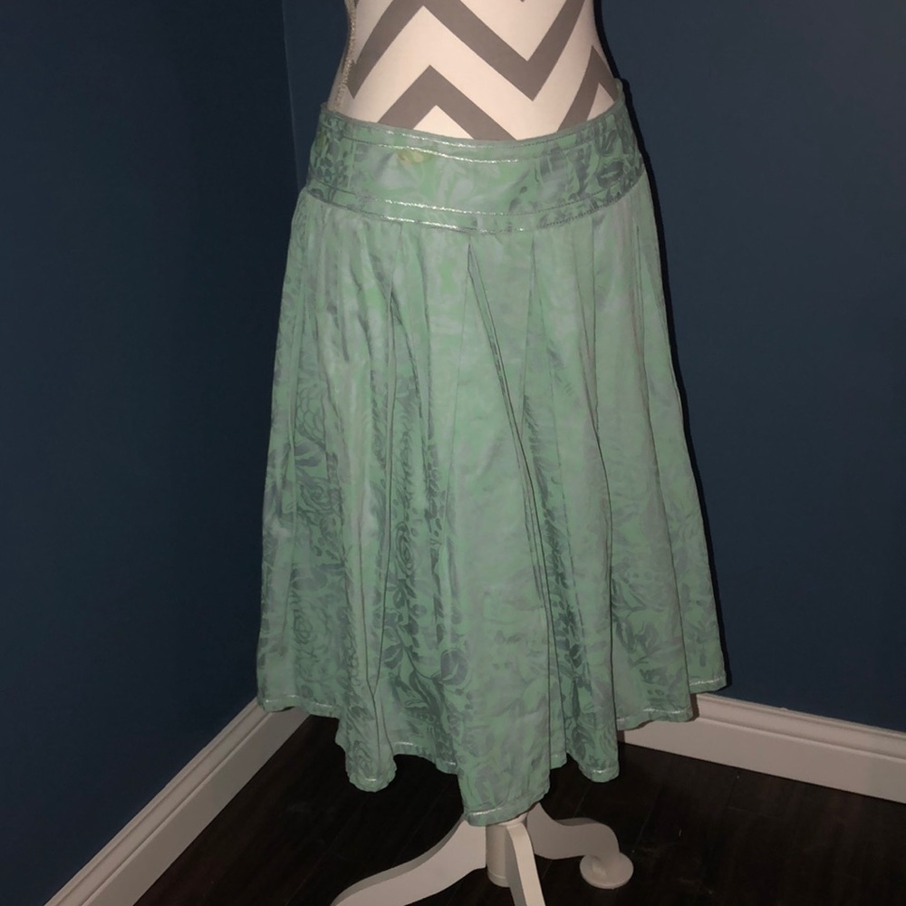 Intuitions skirt